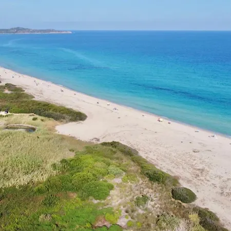 Isa - In Just 450 Meters From The Beach, With Air Conditioning And Outdoor Private Area