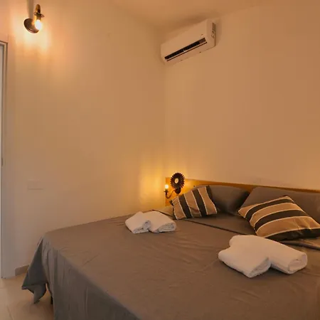 Isa - In Just 450 Meters From The Beach, With Air Conditioning And Outdoor Private Area 3* Costa Rei