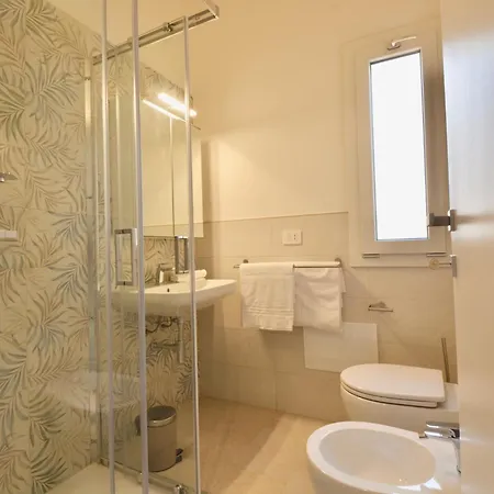 Isa - In Just 450 Meters From The Beach, With Air Conditioning And Outdoor Private Area 3*